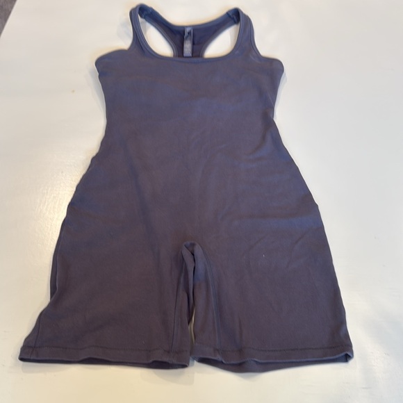 SKIMS Outdoor Mid Tigh Onsie in Ash - Picture 5 of 6